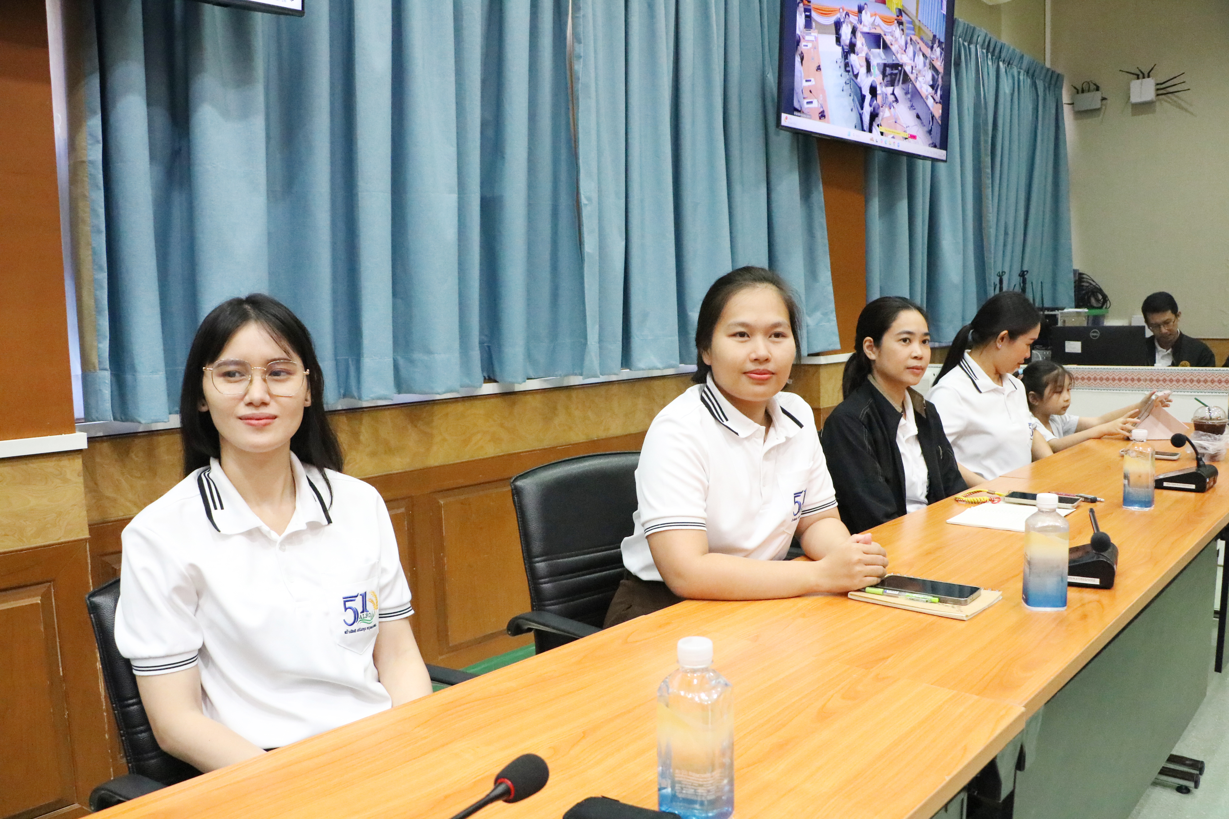 title - รองเลขาธิการ ส.ป.ก. มอบนโยบายนโยบายการดำเนินงานแก่สำนักบริหารกองทุน (สบท.)